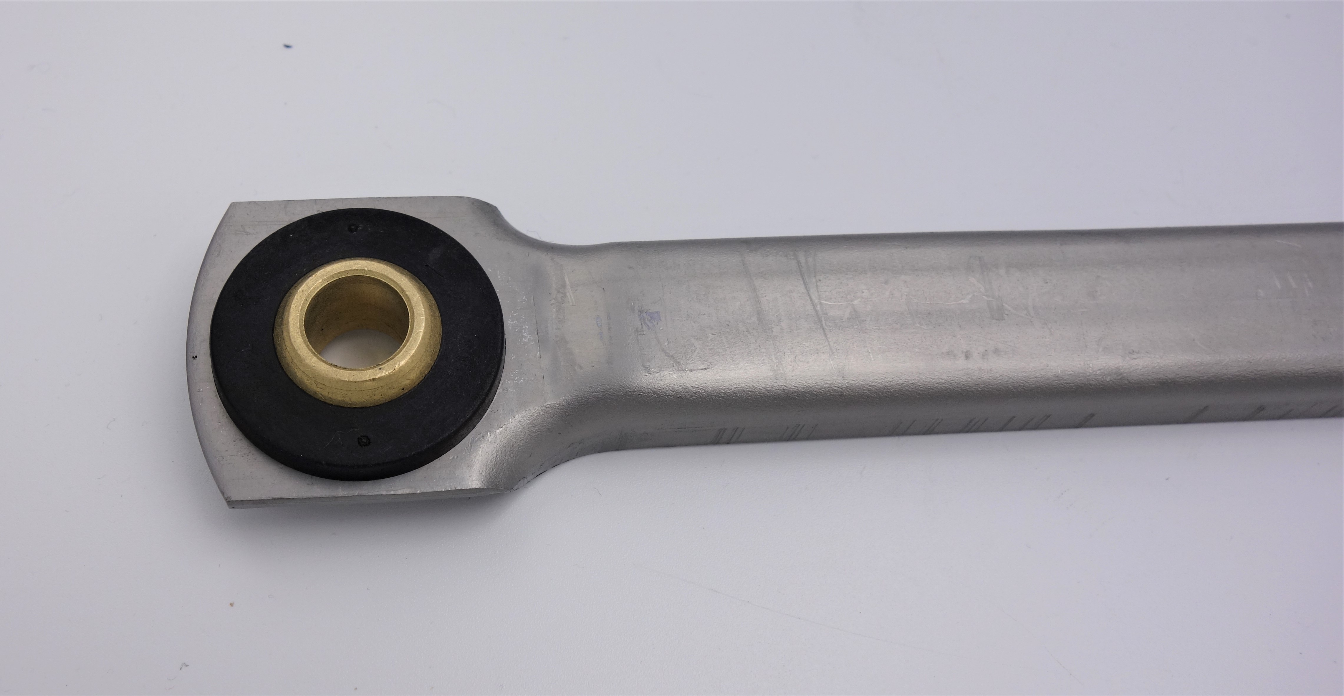 WA121210 12mm Zyl hinge rod 670mm