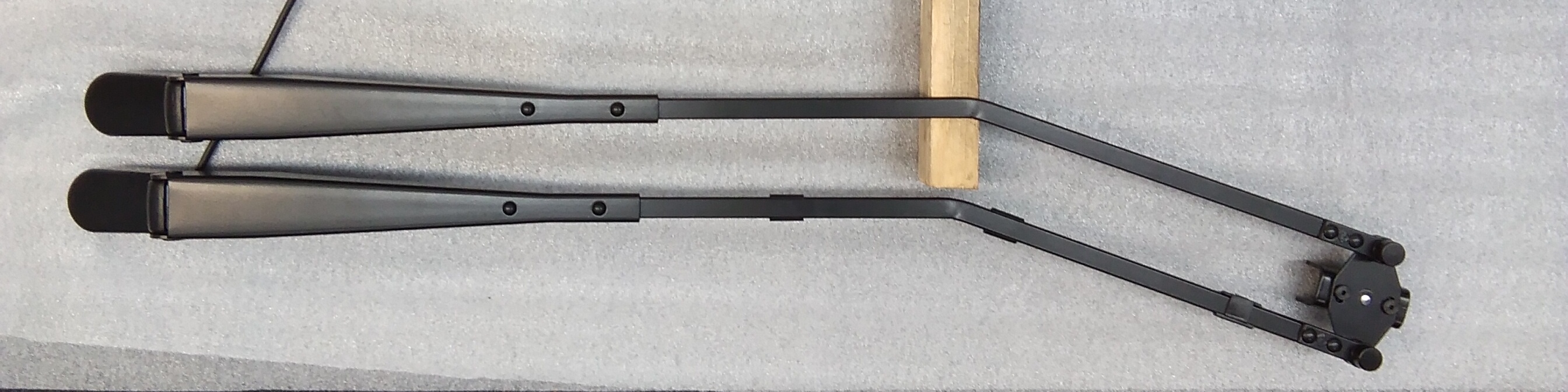 WA125116 Wiper arm, cranked in wet version
