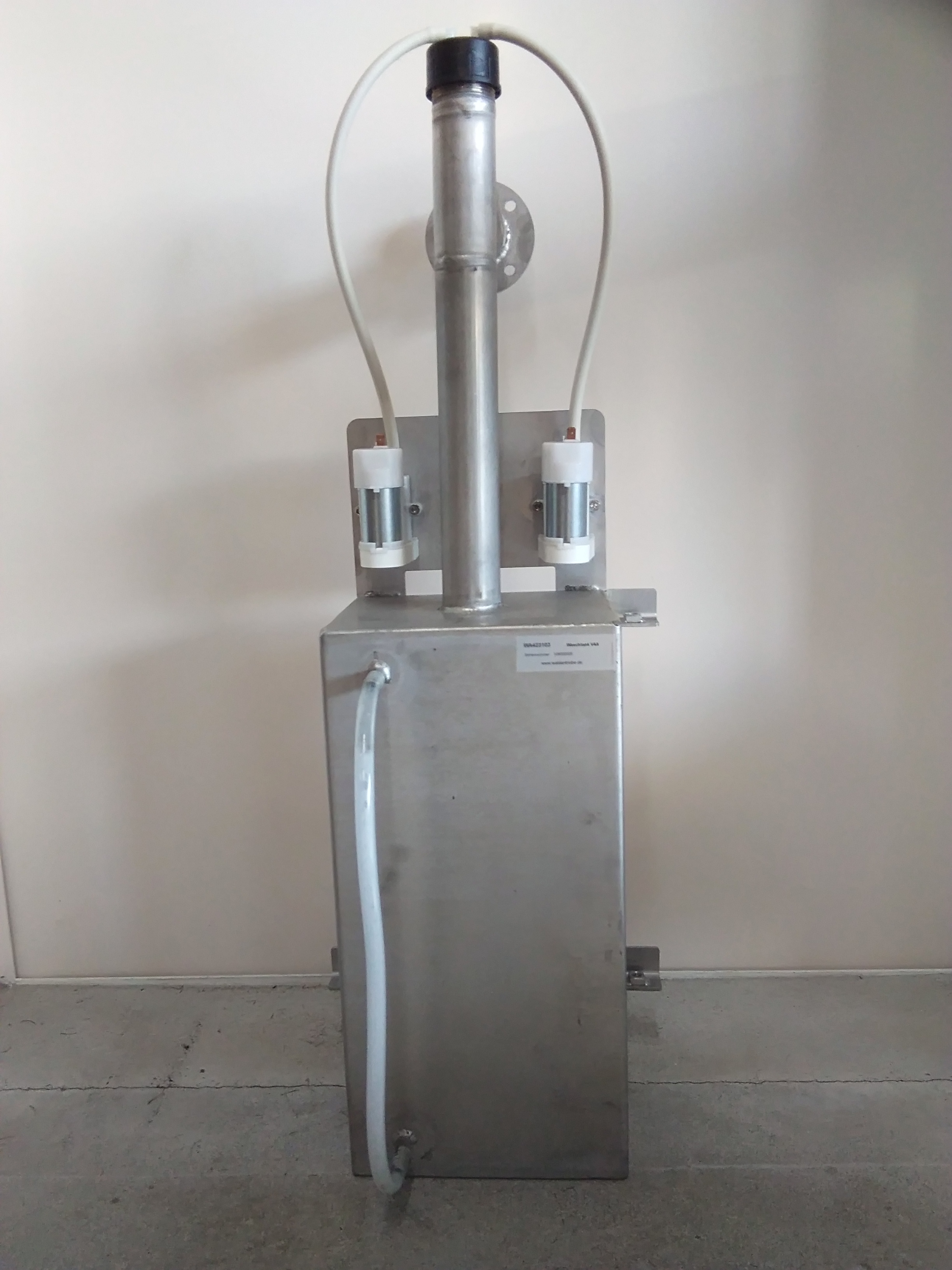 WA423103 Stainless steel tank incl. 2 pumps