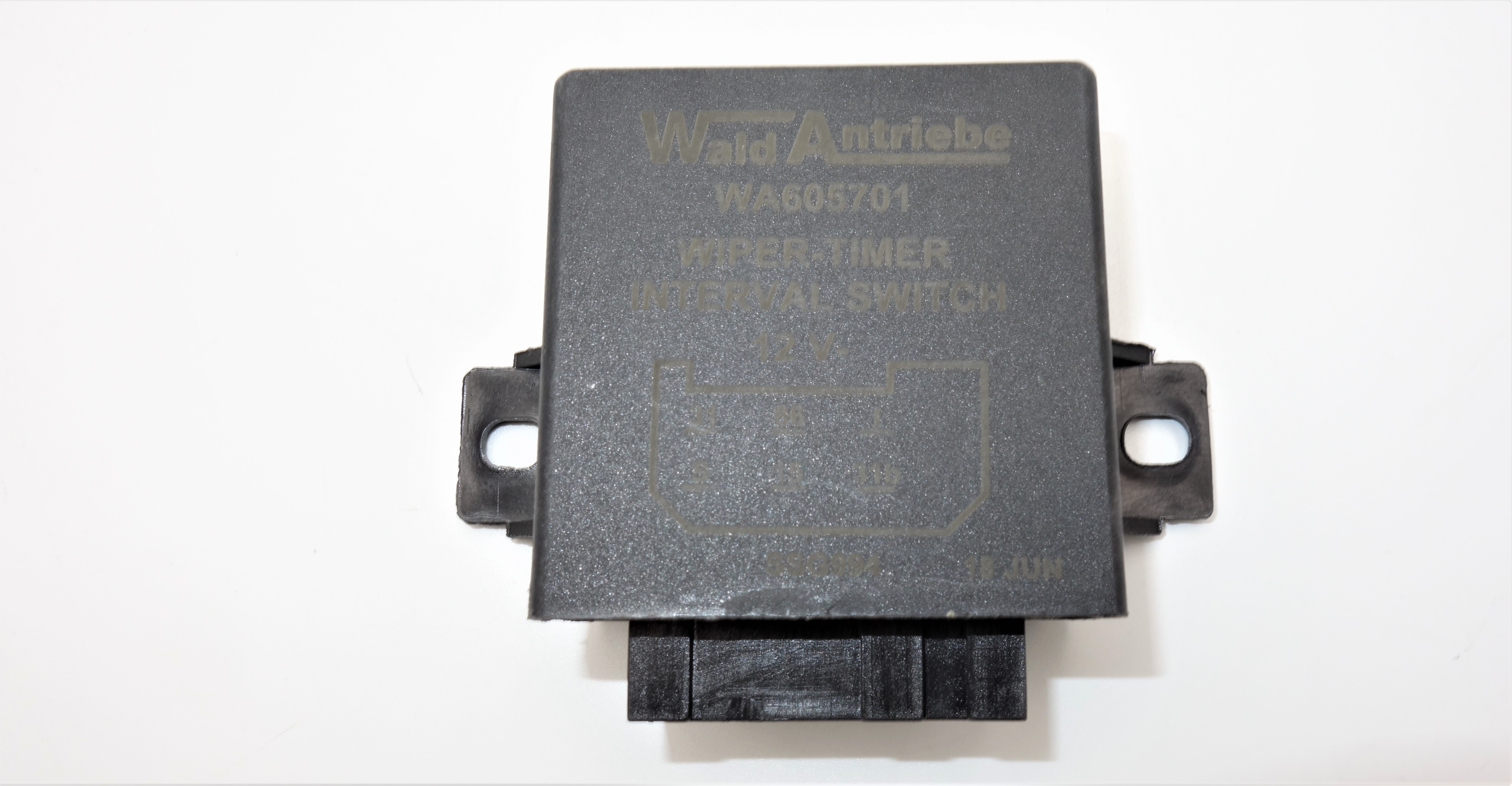 WA605701 Wiper control relay